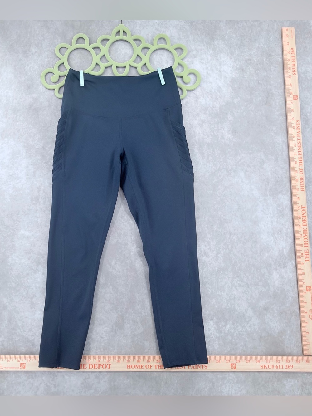 High-Waist Legend Navy Active Leggings with Side Detail pockets small